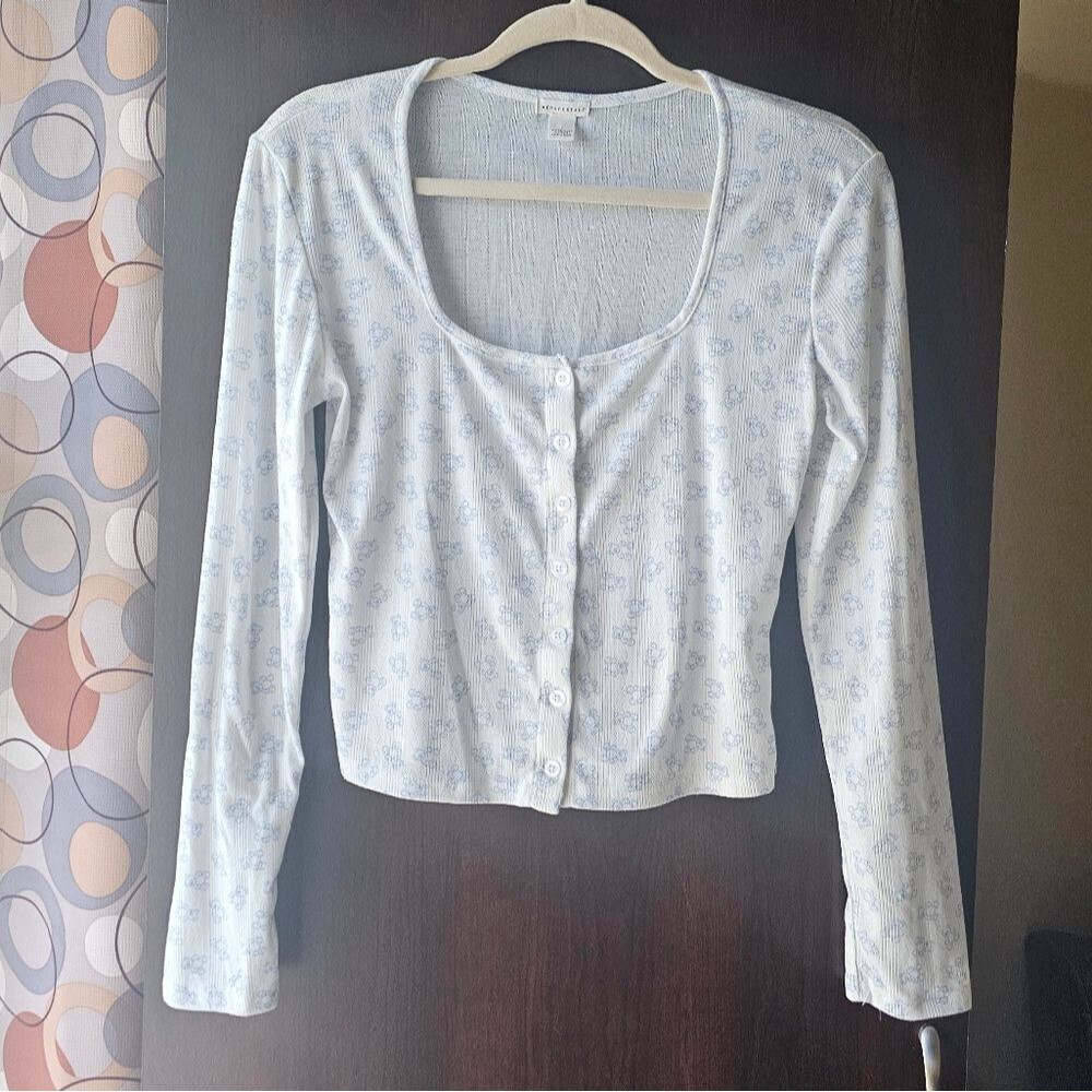 Aeropostale White Long Sleeve Teddy Bear Patterned Button-Up Blouse